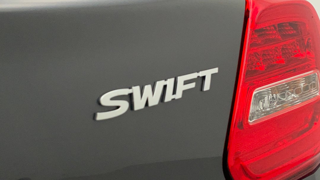 Badge (Boot Right Side)