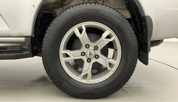 2017 Mahindra Scorpio S10 2WD INTELLI-HYBRID, Diesel, Manual, 1,24,898 km, Left Rear Wheel