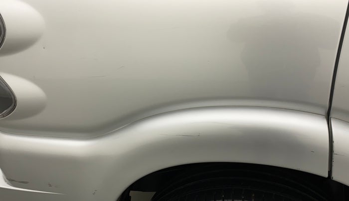 2017 Mahindra Scorpio S10 2WD INTELLI-HYBRID, Diesel, Manual, 1,24,898 km, Right quarter panel - Minor scratches
