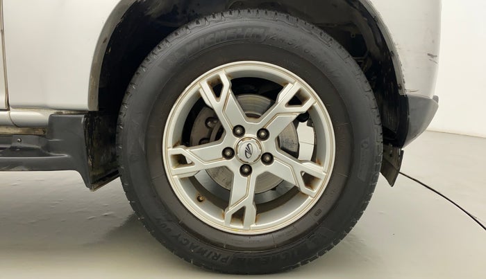 2017 Mahindra Scorpio S10 2WD INTELLI-HYBRID, Diesel, Manual, 1,24,898 km, Right Front Wheel