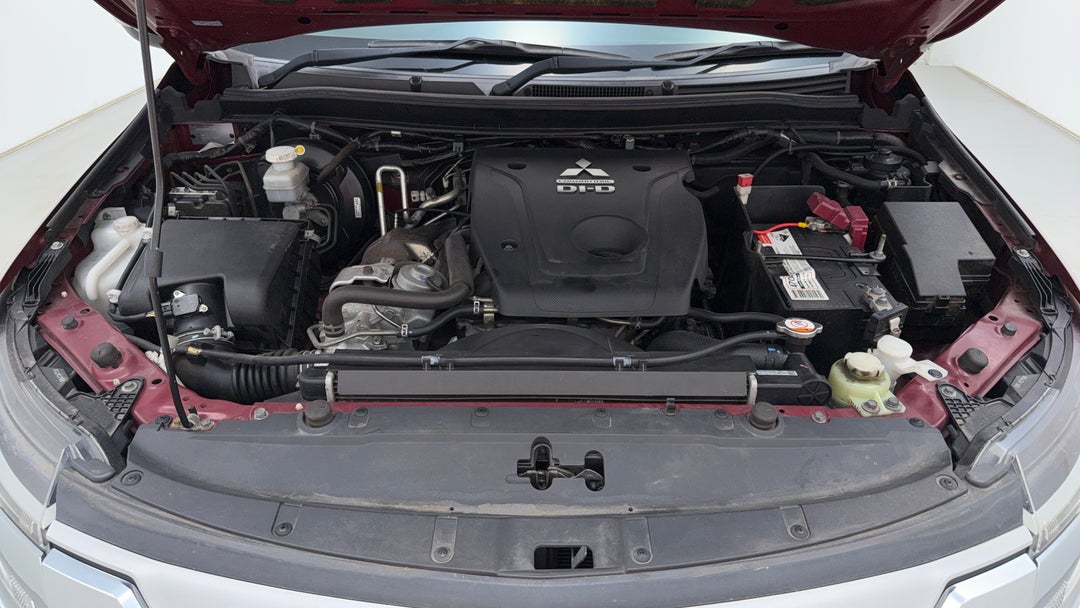 Open Bonnet (Engine)