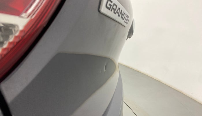 2019 Hyundai Grand i10 MAGNA 1.2 KAPPA VTVT, Petrol, Manual, 38,471 km, Dicky (Boot door) - Slightly dented