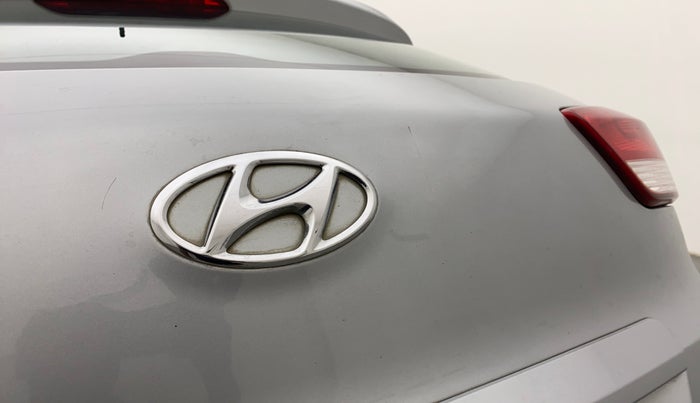 2018 Hyundai Creta E PLUS 1.4 DIESEL, Diesel, Manual, 1,05,635 km, Dicky (Boot door) - Slightly dented