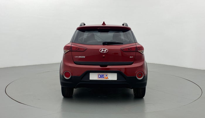 2018 Hyundai i20 Active 1.2 SX, Petrol, Manual, 30,569 km, Back/Rear