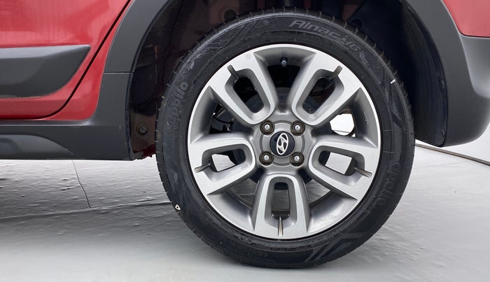 2018 Hyundai i20 Active 1.2 SX, Petrol, Manual, 30,569 km, Left Rear Wheel