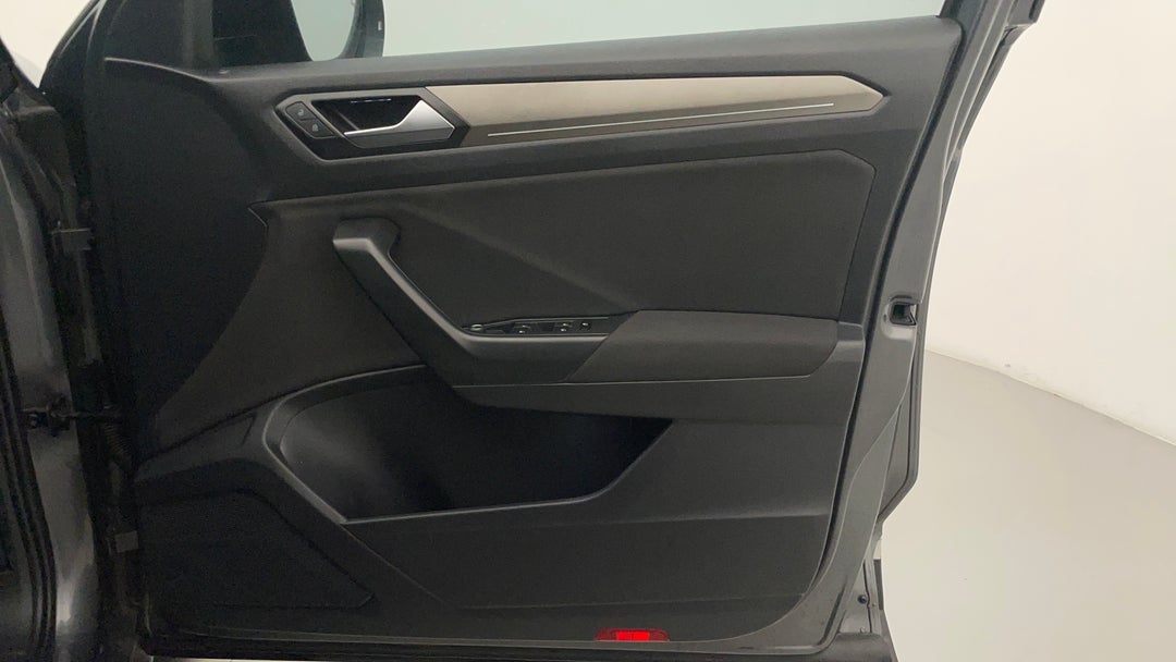 2021 Volkswagen T-roc 110tsi Style, Automatic, 40004 km, Speaker View