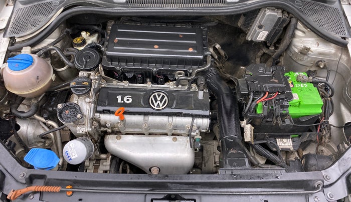 2012 Volkswagen Vento TRENDLINE 1.6, Petrol, Manual, 82,025 km, Open Bonet