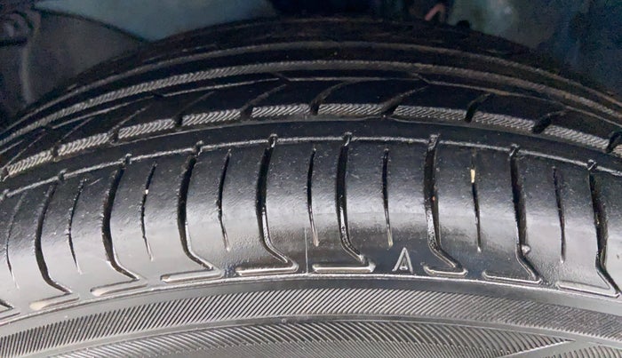 2012 Honda Brio 1.2 V MT I VTEC, Petrol, Manual, 59,285 km, Left Front Tyre Tread