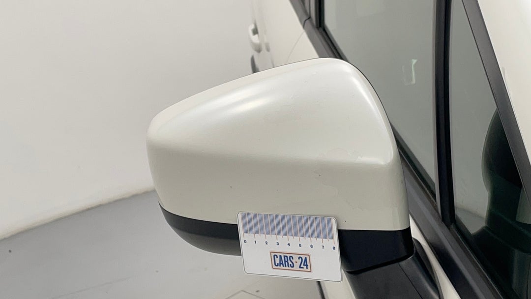 Side Mirrors Housing RHS Paint flaking