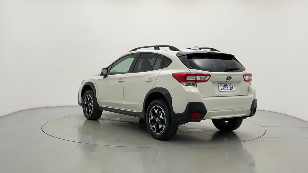 Left Back Diagonal (45- Degree) View