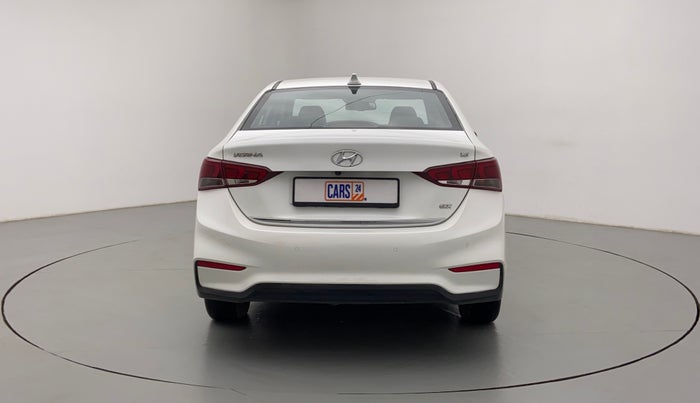 2018 Hyundai Verna 1.6 SX VTVT AT (O), Petrol, Automatic, 24,481 km, Back/Rear