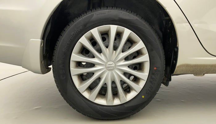 2015 Maruti Ciaz VXI, Petrol, Manual, 41,599 km, Right Rear Wheel