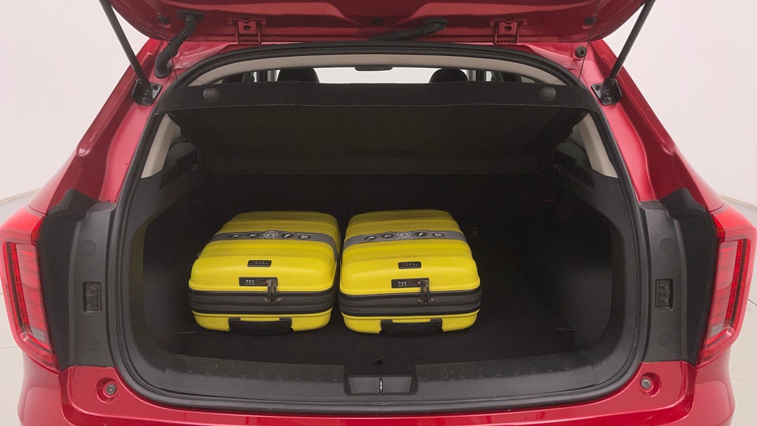 2021 GWM Haval Jolion Ultra, Automatic, 24855 km, Boot Inside View with Luggage