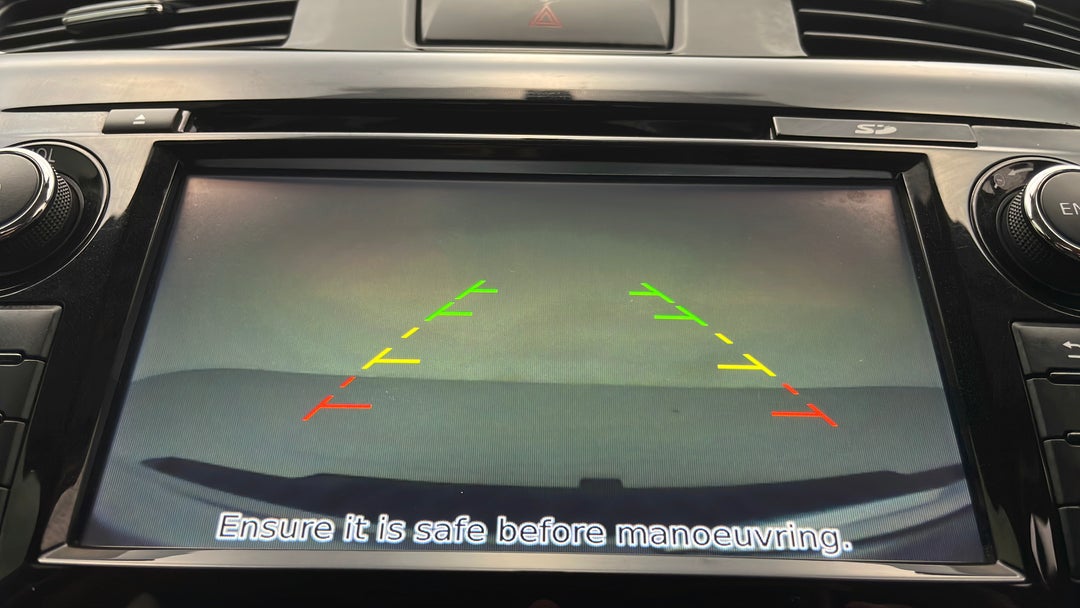 2016 Nissan Navara St (4x4), Automatic, 82420 km, Parking Camera