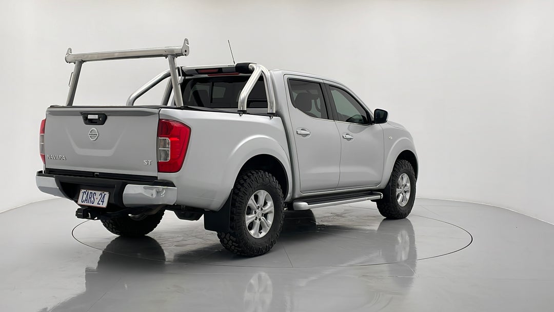 2016 Nissan Navara St (4x4), Automatic, 82420 km, Right Back Diagonal (45- Degree) View