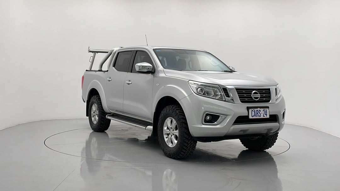 2016 Nissan Navara St (4x4), Automatic, 82420 km, Right Front Diagonal (45- Degree) View