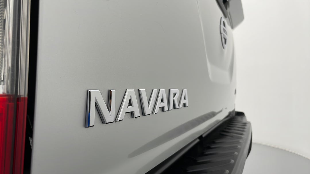 2016 Nissan Navara St (4x4), Automatic, 82420 km, Badge (Boot Left Side)
