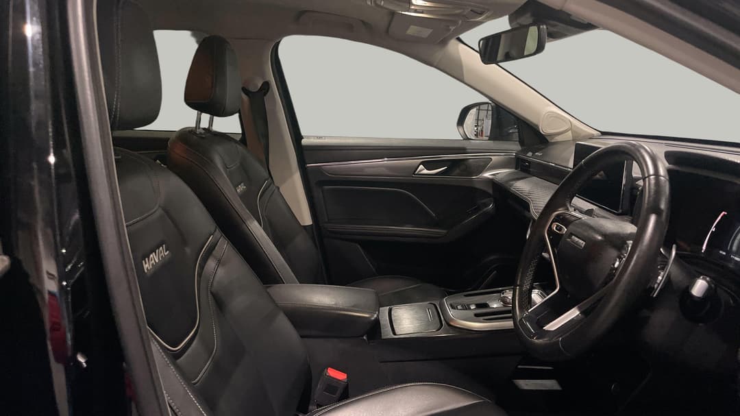 2021 GWM Haval Jolion Lux, Automatic, 111620 km, Right Side Front Door Cabin View