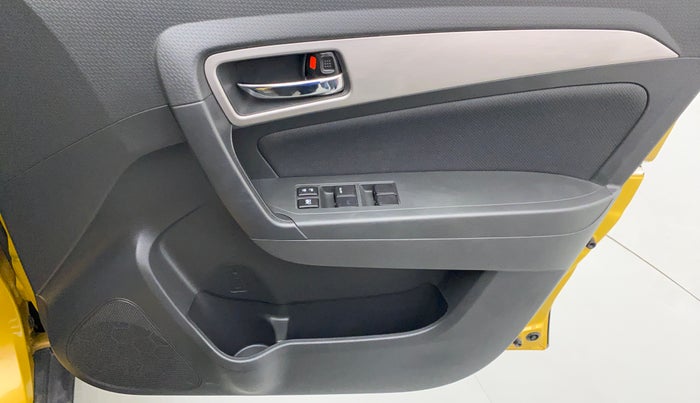 2018 Maruti Vitara Brezza ZDI PLUS DUAL TONE, Diesel, Manual, 26,668 km, Driver Side Door Panels Control