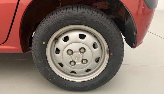 2011 Hyundai Santro Xing GL PLUS, Petrol, Manual, 17,053 km, Left Rear Wheel