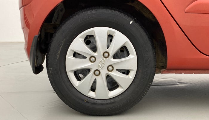2011 Hyundai i10 SPORTZ 1.2 KAPPA2, Petrol, Manual, 30,259 km, Right Rear Wheel