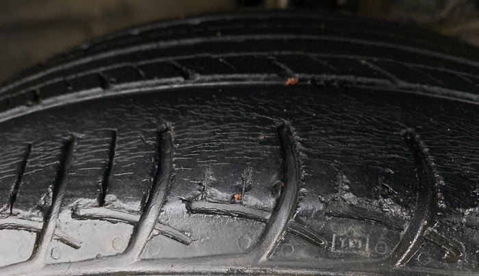 2018 Maruti Baleno DELTA 1.2 K12, Petrol, Manual, 61,871 km, Right Front Tyre Tread