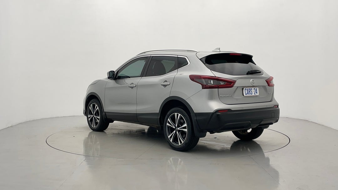 Left Back Diagonal (45- Degree) View