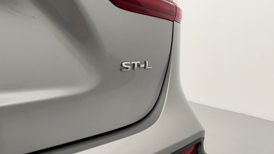 Badge (Boot Right Side)