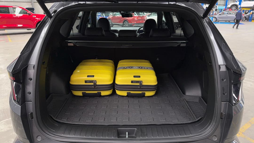 2023 Hyundai Tucson Highlander N Line (AWD) No Srf, Automatic, 54864 km, Boot Inside View with Luggage