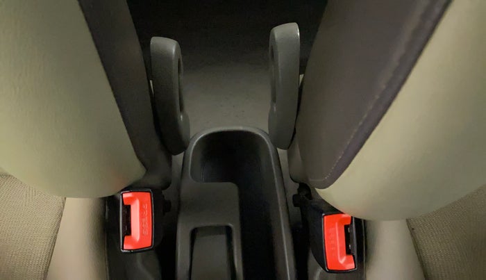 2014 Hyundai i10 SPORTZ 1.1 IRDE2, Petrol, Manual, 47,255 km, Driver Side Adjustment Panel