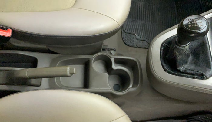 2014 Hyundai i10 SPORTZ 1.1 IRDE2, Petrol, Manual, 47,255 km, Gear Lever