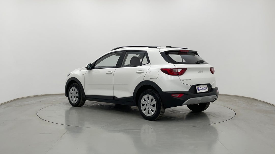 Left Back Diagonal (45- Degree) View