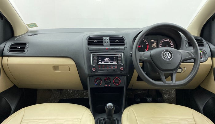 2017 Volkswagen Ameo COMFORTLINE 1.2, Petrol, Manual, 30,276 km, Dashboard
