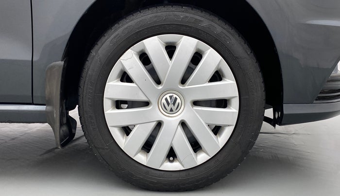 2017 Volkswagen Ameo COMFORTLINE 1.2, Petrol, Manual, 30,276 km, Right Front Wheel