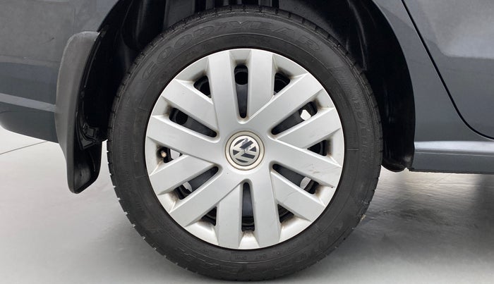 2017 Volkswagen Ameo COMFORTLINE 1.2, Petrol, Manual, 30,276 km, Right Rear Wheel