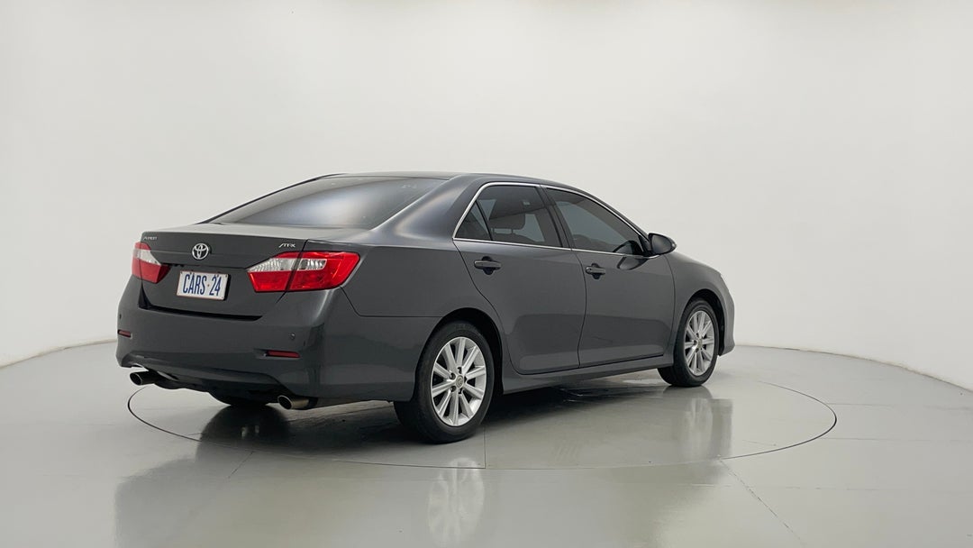 Right Back Diagonal (45- Degree) View