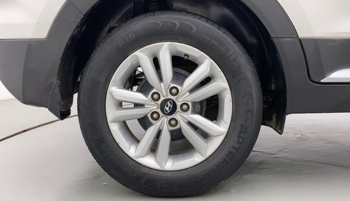 2016 Hyundai Creta SX PLUS 1.6 PETROL, Petrol, Manual, 91,001 km, Right Rear Wheel