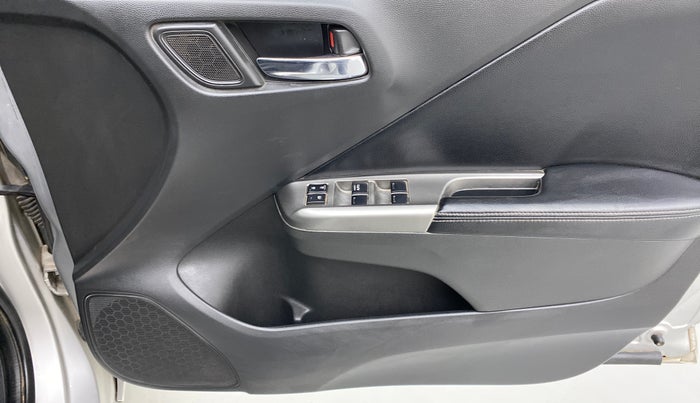 2016 Honda City VX (O) PETROL, Petrol, Manual, 95,554 km, Driver Side Door Panels Control