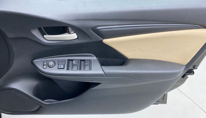 2017 Honda Jazz 1.2 SV MT, Petrol, Manual, 18,264 km, Driver Side Door Panels Control