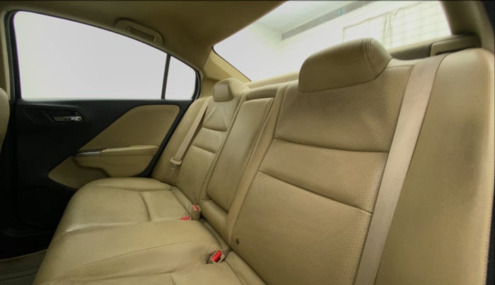 2016 Honda City 1.5L I-VTEC VX, Petrol, Manual, 80,283 km, Right Side Rear Door Cabin
