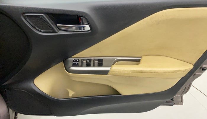 2016 Honda City 1.5L I-VTEC VX, Petrol, Manual, 80,283 km, Driver Side Door Panels Control