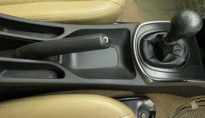 2016 Honda City 1.5L I-VTEC VX, Petrol, Manual, 80,283 km, Gear Lever
