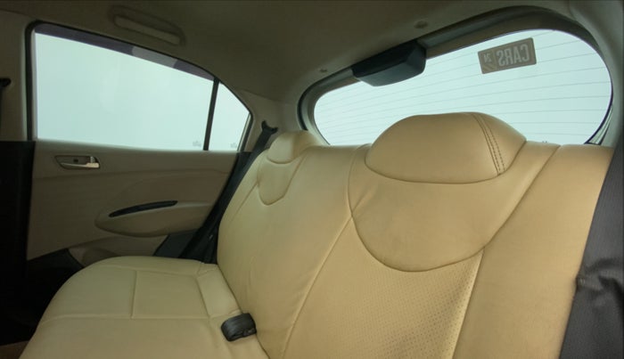 2019 Hyundai NEW SANTRO SPORTZ CNG, CNG, Manual, 58,031 km, Right Side Rear Door Cabin