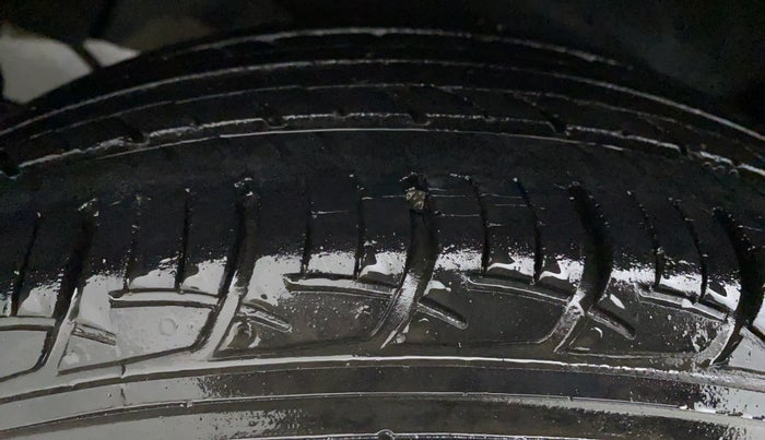 2017 Maruti Baleno DELTA PETROL 1.2, Petrol, Manual, 32,818 km, Right Rear Tyre Tread