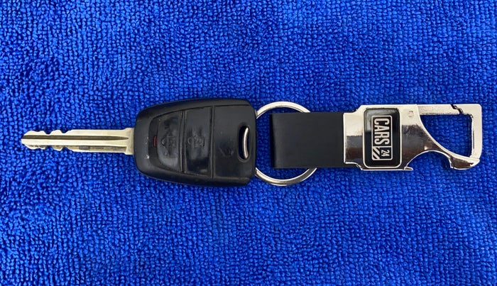 2015 Hyundai Grand i10 MAGNA 1.1 CRDI, Diesel, Manual, 61,540 km, Key Close-up