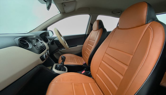 2015 Hyundai Grand i10 MAGNA 1.1 CRDI, Diesel, Manual, 61,540 km, Right Side Front Door Cabin View