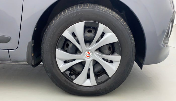 2015 Hyundai Grand i10 MAGNA 1.1 CRDI, Diesel, Manual, 61,540 km, Right Front Tyre