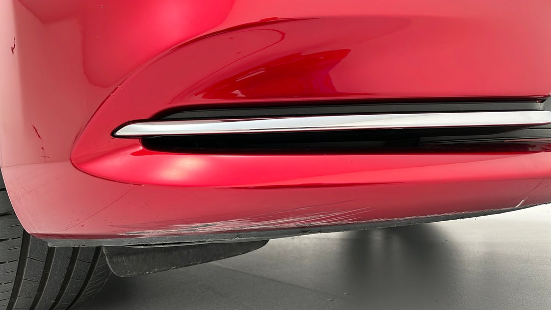 Bumper Front Scratch