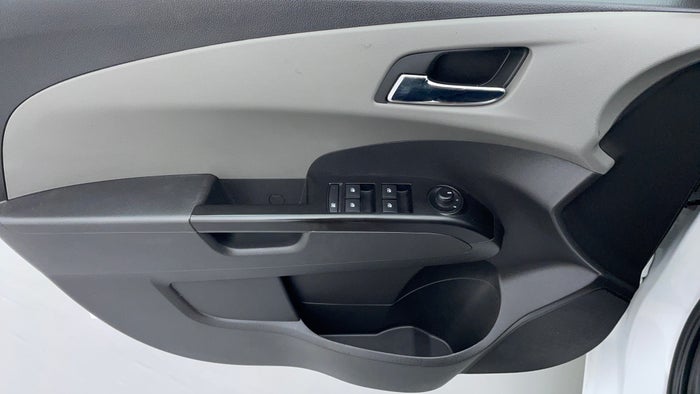 Chevrolet Aveo-Driver Side Door Panels Controls