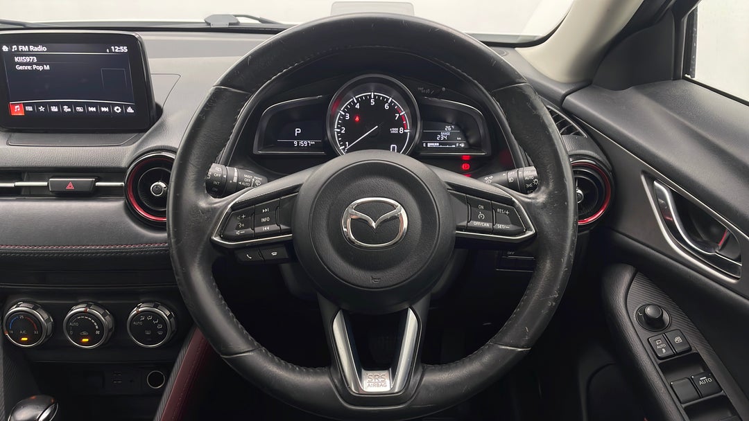 2017 Mazda CX-3 S Touring (fwd), Automatic, 91597 km, Steering Wheel Close-up